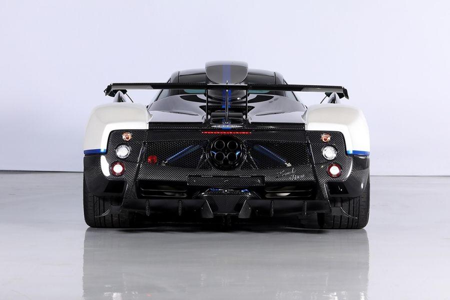 Pagani Zonda 760 Riviera 2017 года  (фото 6 из 15)